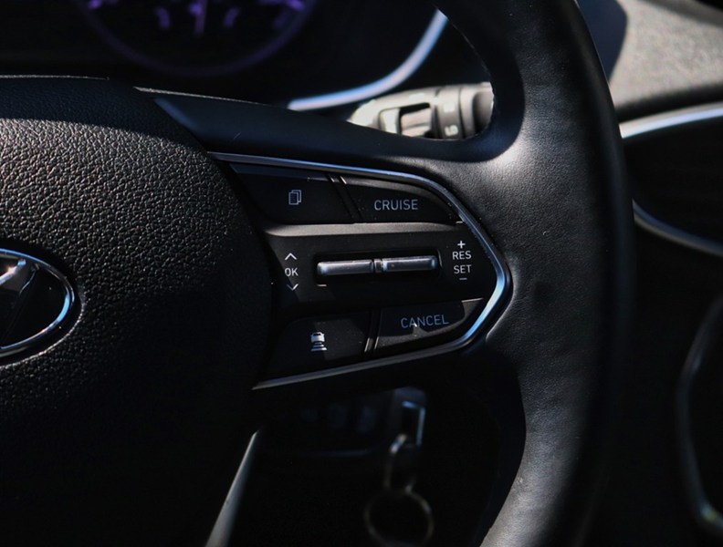 2019 Hyundai Santa Fe 2.4L Essential AWD w/Safety Package