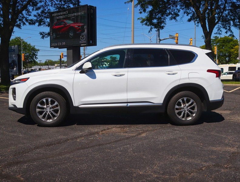 2019 Hyundai Santa Fe 2.4L Essential AWD w/Safety Package