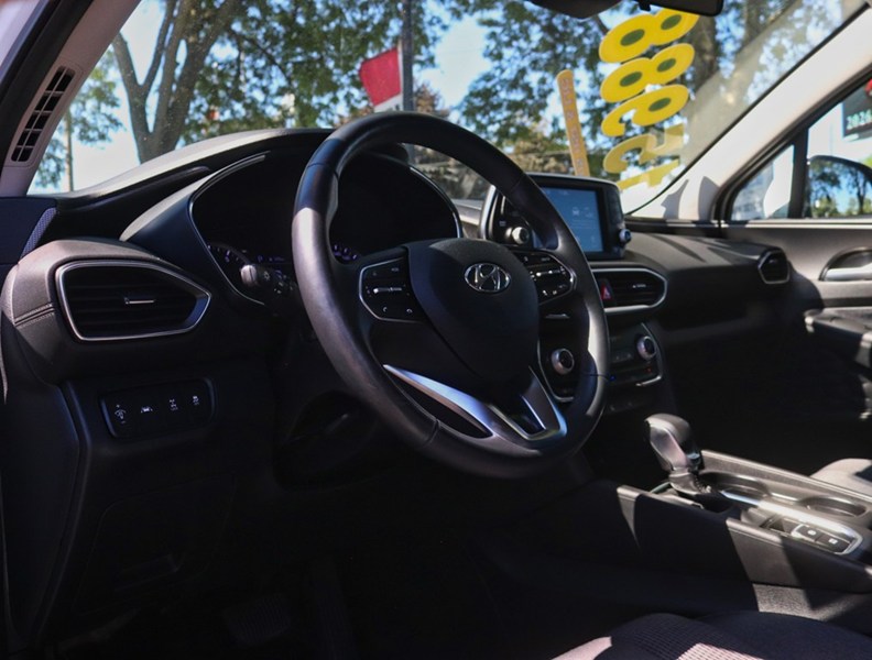 2019 Hyundai Santa Fe 2.4L Essential AWD w/Safety Package