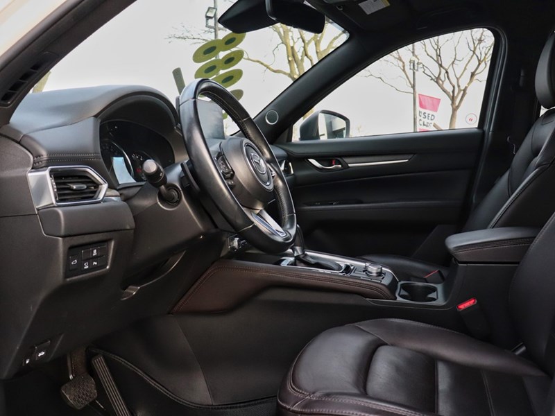 2022 Mazda CX-5 Signature