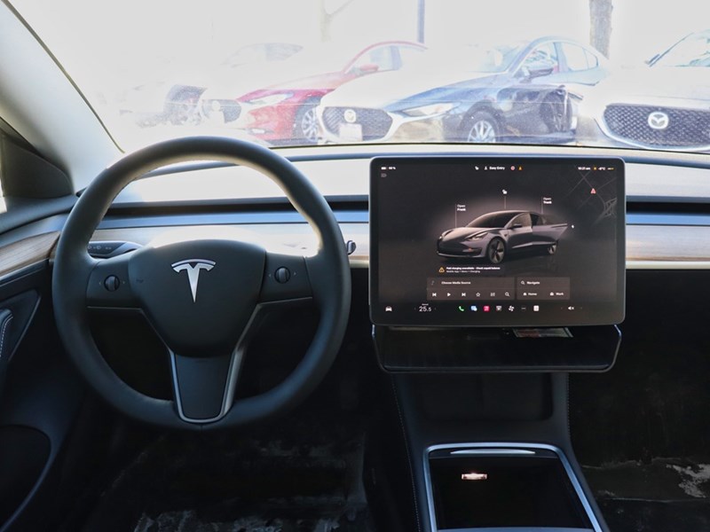 2023 Tesla Model 3 Base
