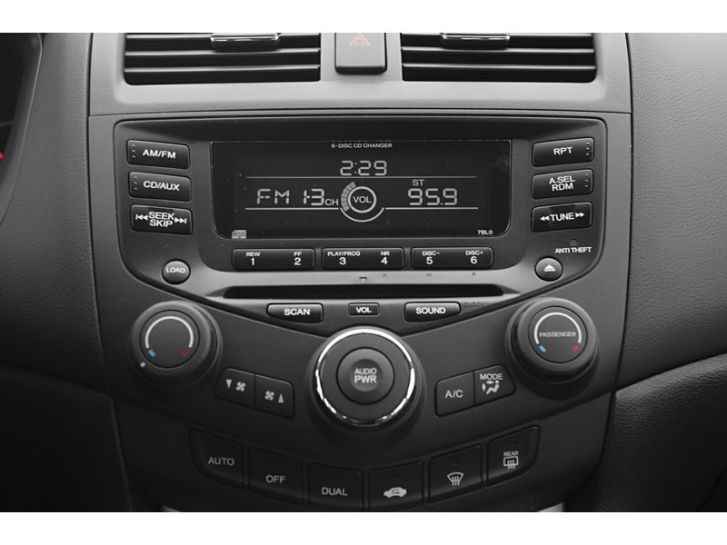 2005 Honda Accord 4dr EX-L Auto Interior Shot 2