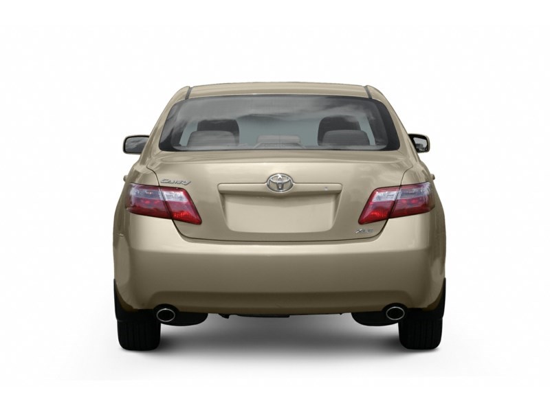 2007 Toyota Camry 4dr Sdn I4 Auto LE Exterior Shot 8
