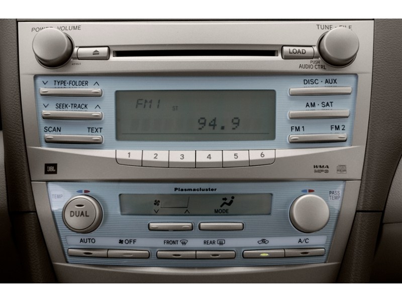 2007 Toyota Camry 4dr Sdn I4 Auto LE Interior Shot 2