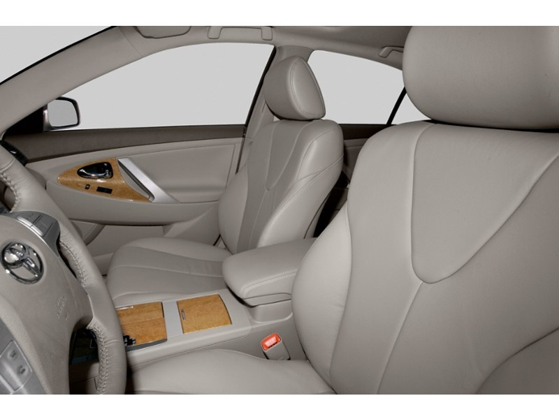 2007 Toyota Camry 4dr Sdn I4 Auto LE Interior Shot 5