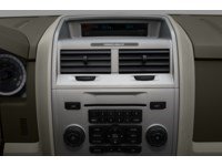 2008 Ford Escape FWD 4dr V6 XLT Interior Shot 2