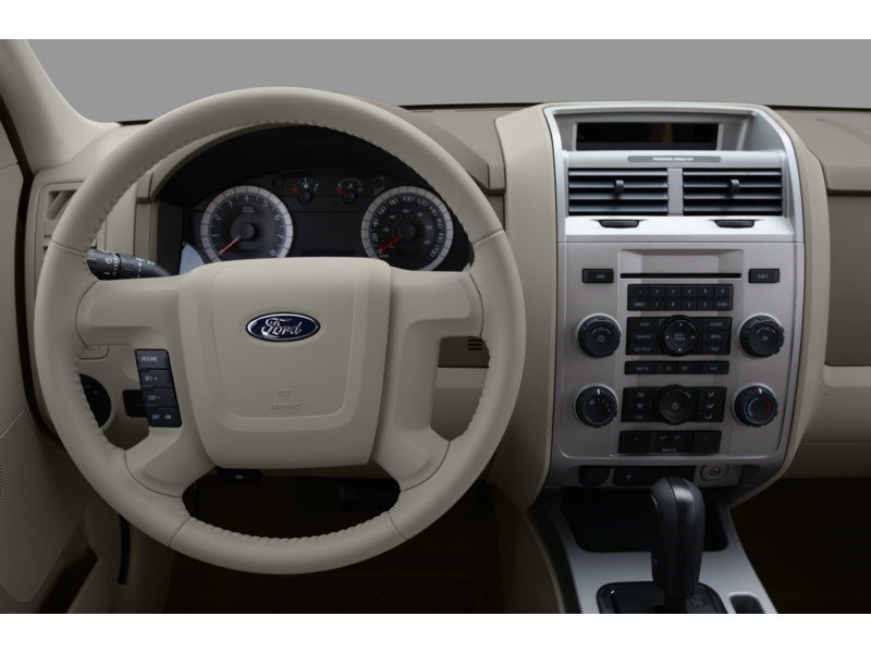 2008 Ford Escape FWD 4dr V6 XLT Interior Shot 3