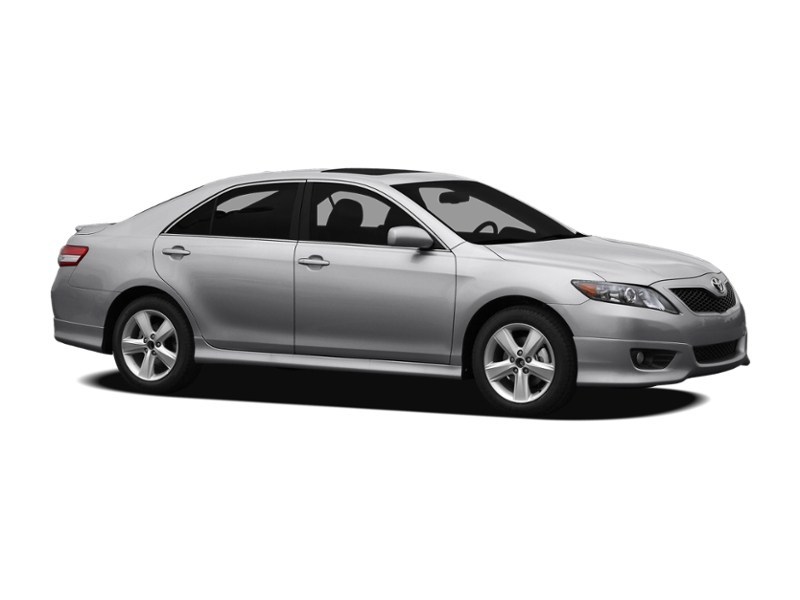 2010 Toyota Camry 4dr Sdn I4 Auto LE Exterior Shot 9