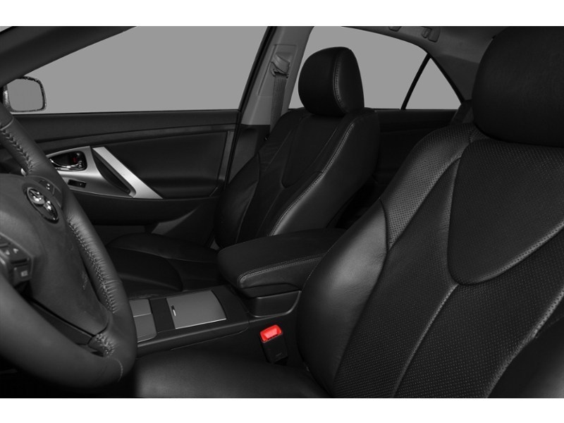 2010 Toyota Camry 4dr Sdn I4 Auto LE Interior Shot 5