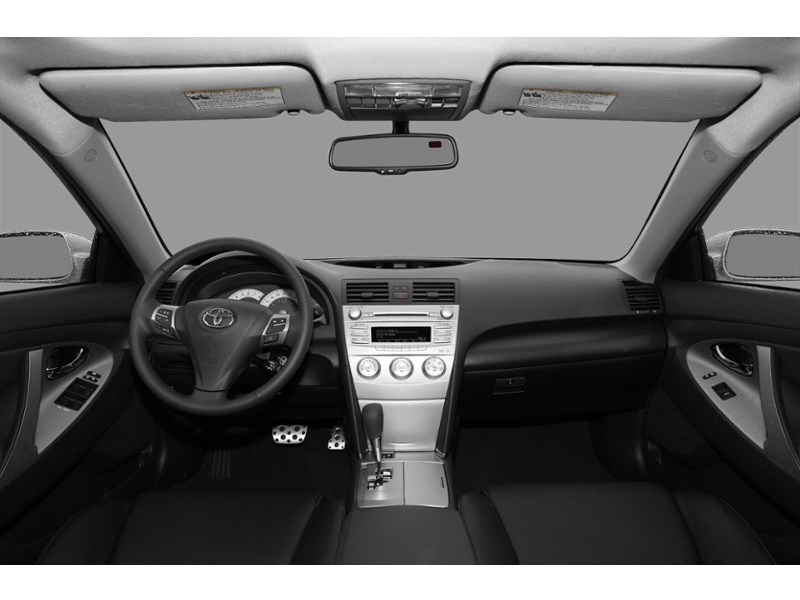 2010 Toyota Camry 4dr Sdn I4 Auto LE Interior Shot 7