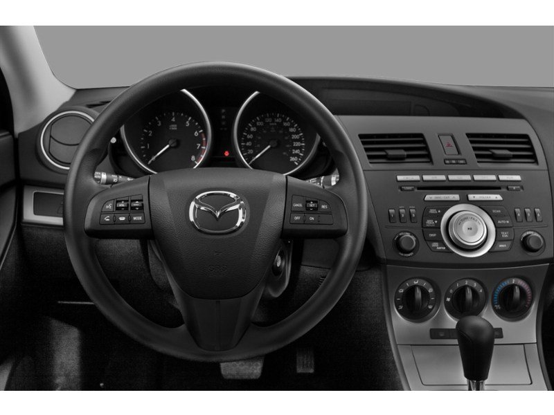 2011 Mazda Mazda3 4dr Sdn Man GS Interior Shot 3