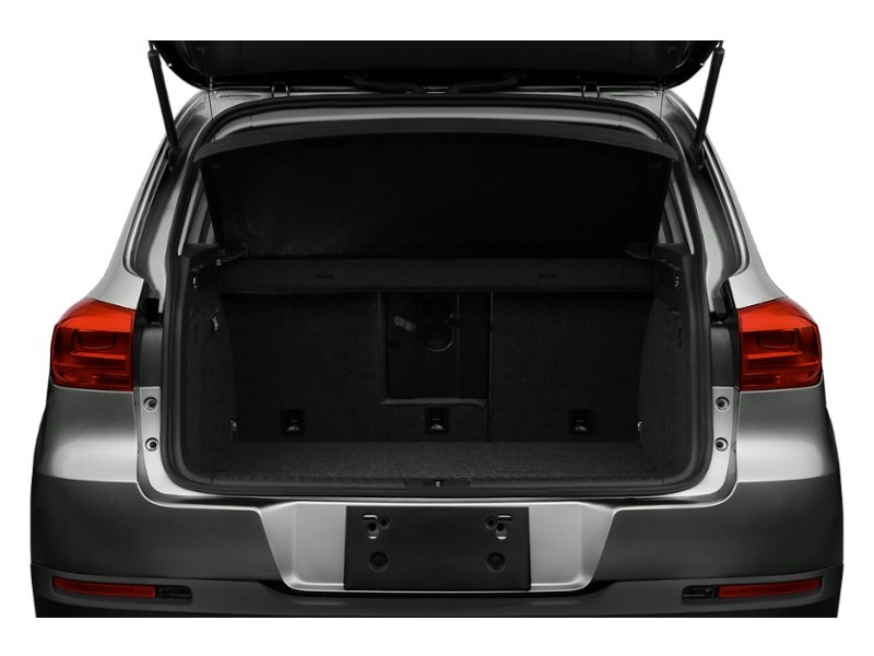 2013 Volkswagen Tiguan 4dr Auto Comfortline 4Motion Exterior Shot 4