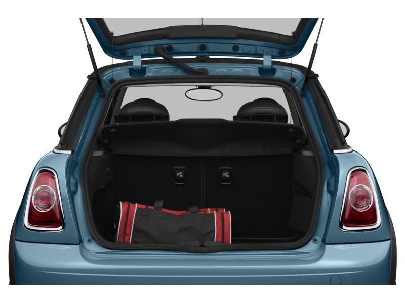 2013 MINI Hatch 2dr Cpe Exterior Shot 4