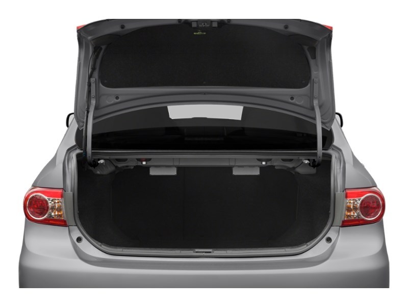 2013 Toyota Corolla 4dr Sdn Man CE Exterior Shot 4
