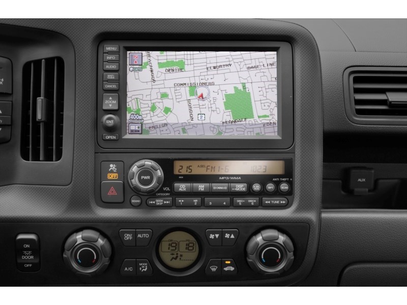 2014 Honda Ridgeline 4WD Crew Cab Touring Interior Shot 2