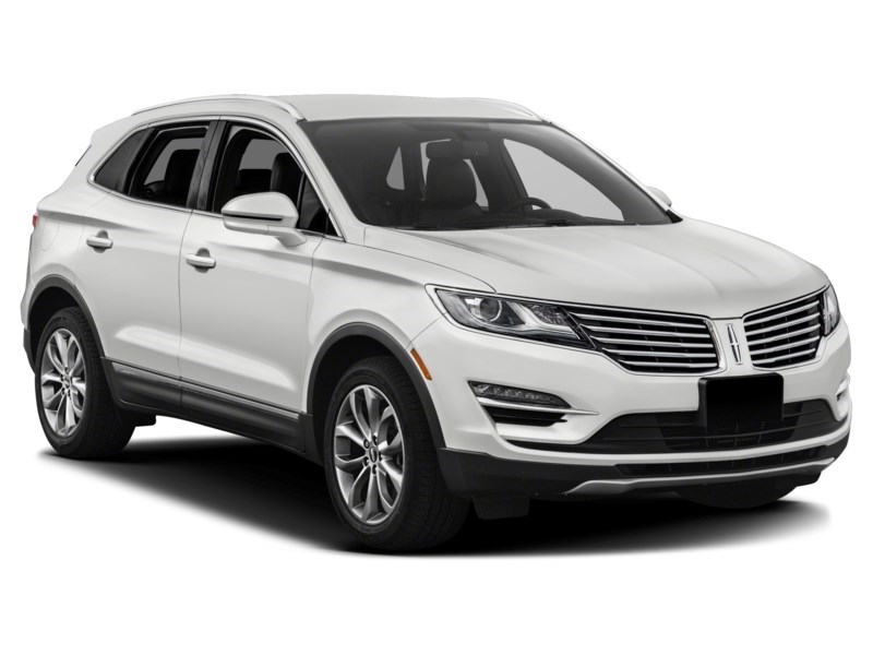 2017 Lincoln MKC AWD 4dr Reserve Exterior Shot 9