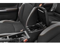 2017 Subaru Crosstrek 5dr CVT Touring Interior Shot 7
