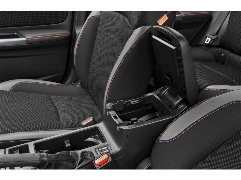 2017 Subaru Crosstrek 5dr CVT Touring Interior Shot 7