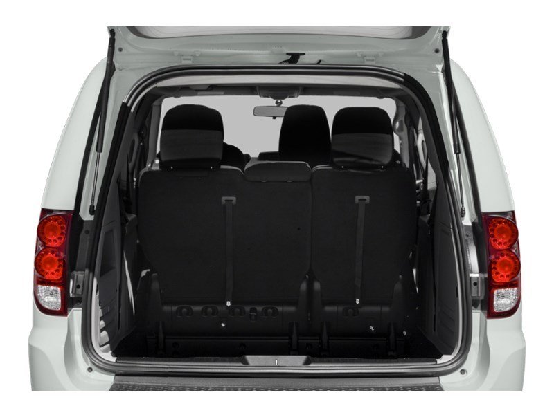 2019 Dodge Grand Caravan SXT Premium Plus 2WD Exterior Shot 4