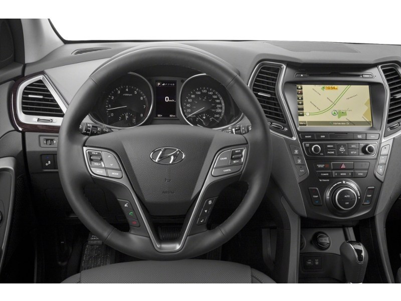 2017 Hyundai Santa Fe XL AWD 4dr Limited Interior Shot 3