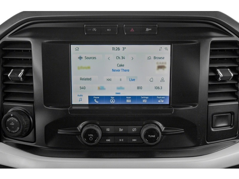 2021 Ford F-150 XLT 4WD SuperCrew 5.5' Box Interior Shot 2