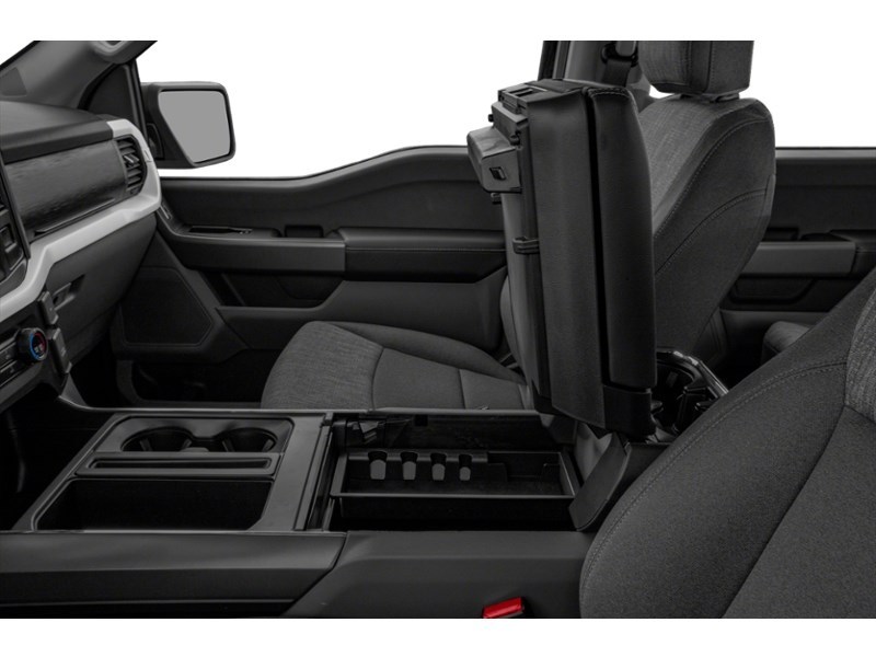2021 Ford F-150 XLT 4WD SuperCrew 5.5' Box Interior Shot 7