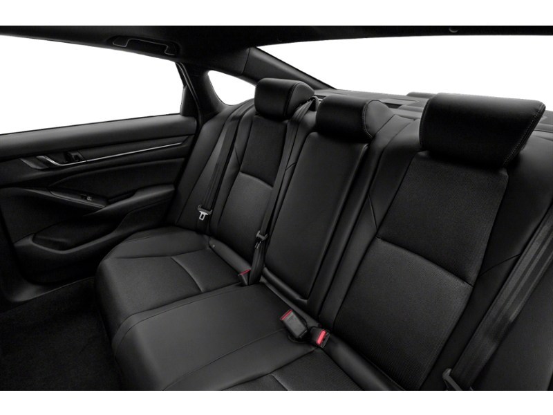 2022 Honda Accord Sedan Sport CVT Interior Shot 5