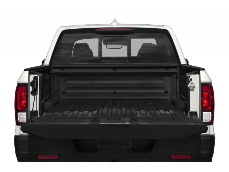 2023 Honda Ridgeline Touring AWD Exterior Shot 4