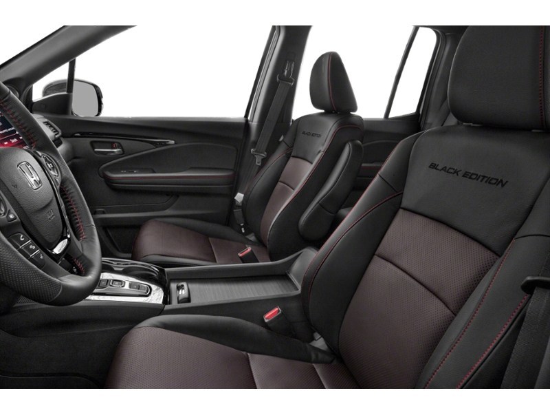 2023 Honda Ridgeline Black Edition AWD Interior Shot 4