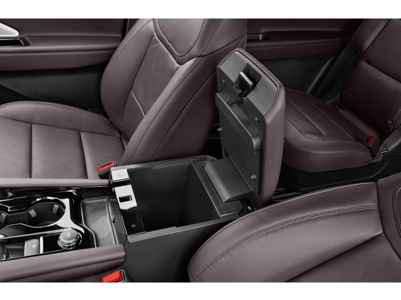 2027 Ford Explorer Platinum 4WD Interior Shot 7