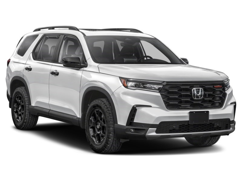 2023 Honda Pilot TrailSport AWD Exterior Shot 8