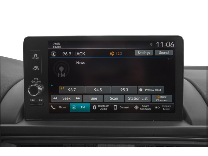 2023 Honda Pilot TrailSport AWD Interior Shot 2