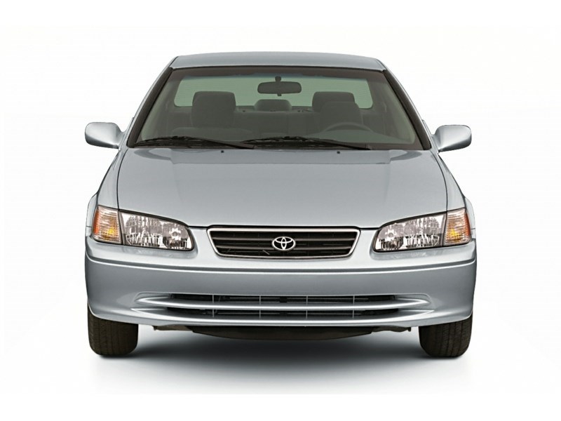 2001 Toyota Camry 4dr Sdn LE Auto Exterior Shot 7