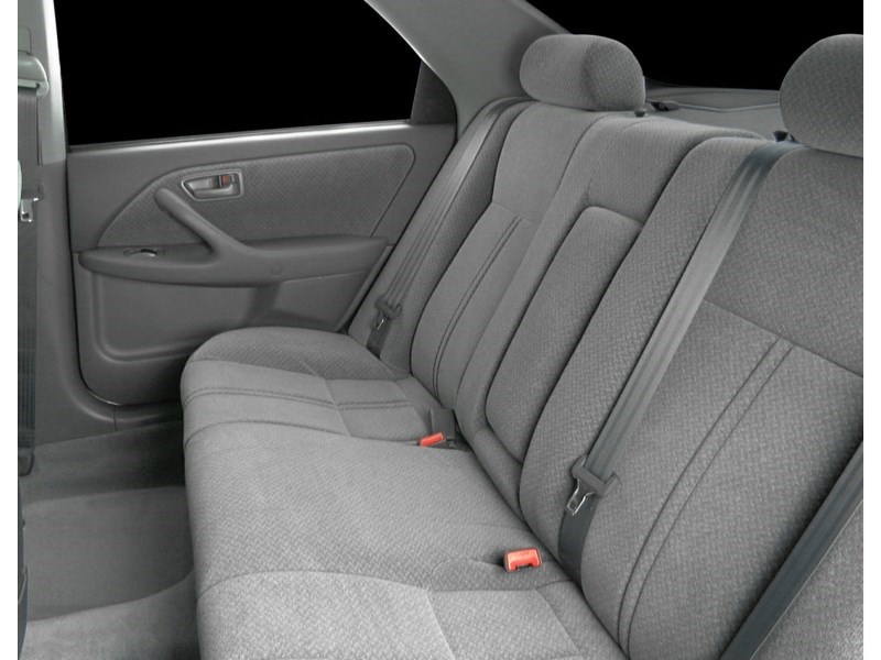 2001 Toyota Camry 4dr Sdn LE Auto Interior Shot 6