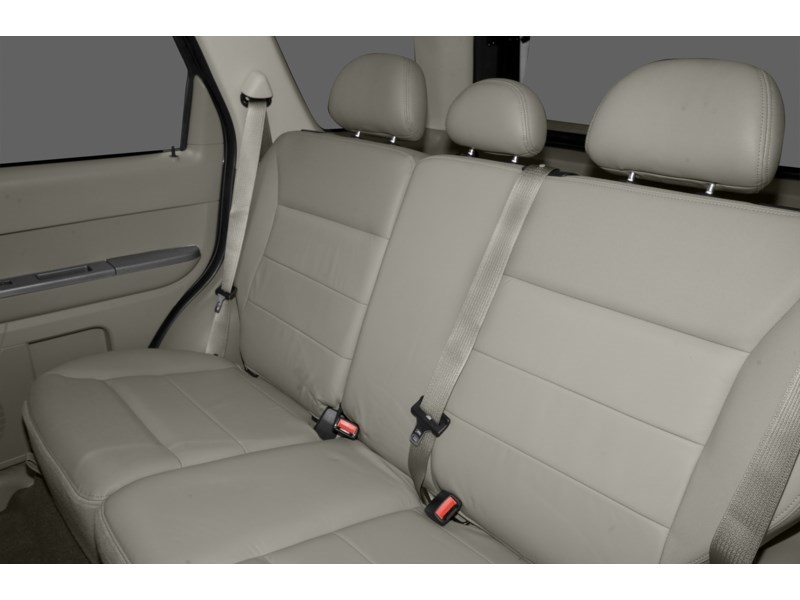 2012 Ford Escape FWD 4dr XLT Interior Shot 6