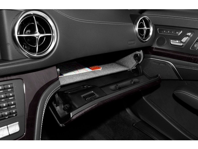 2013 Mercedes-Benz SL-Class 2dr Roadster SL 550 Interior Shot 4