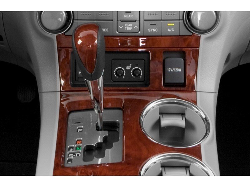 2013 Toyota Highlander 4WD 4dr Limited Exterior Shot 9