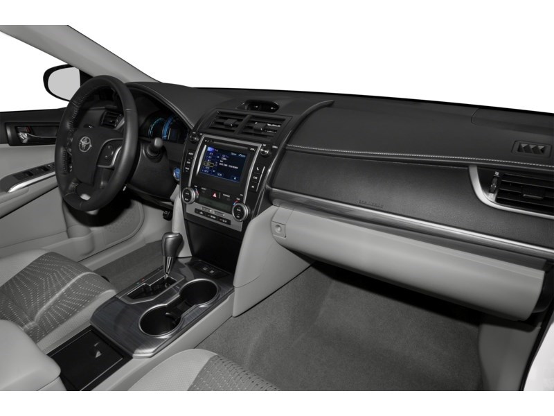 2014 Toyota Camry Hybrid 4dr Sdn LE Interior Shot 1
