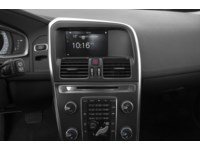 2017 Volvo XC60 AWD 5dr T5 Special Edition Premier Interior Shot 2