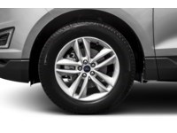 2018 Ford Edge Titanium AWD Exterior Shot 5