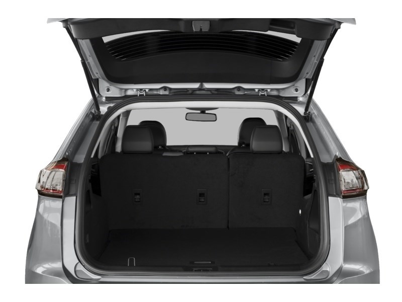 2018 Ford Edge Titanium AWD Exterior Shot 4