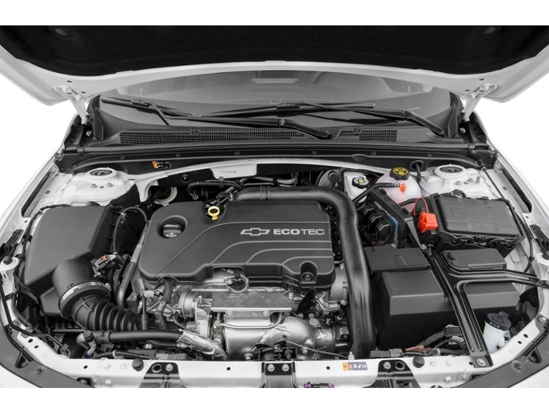 2018 Chevrolet Malibu 4dr Sdn LT w/1LT Exterior Shot 3