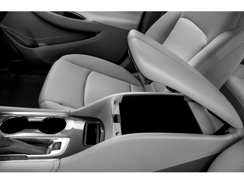 2016 Chevrolet Malibu Hybrid 4dr Sdn Hybrid w/1HY Interior Shot 7