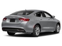 2015 Chrysler 200 4dr Sdn Limited FWD Exterior Shot 2