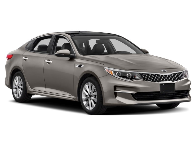 2016 Kia Optima 4dr Sdn LX Exterior Shot 9