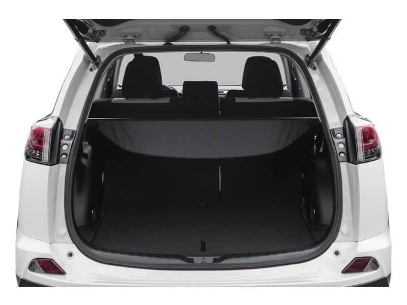 2017 Toyota RAV4 AWD 4dr XLE Exterior Shot 3