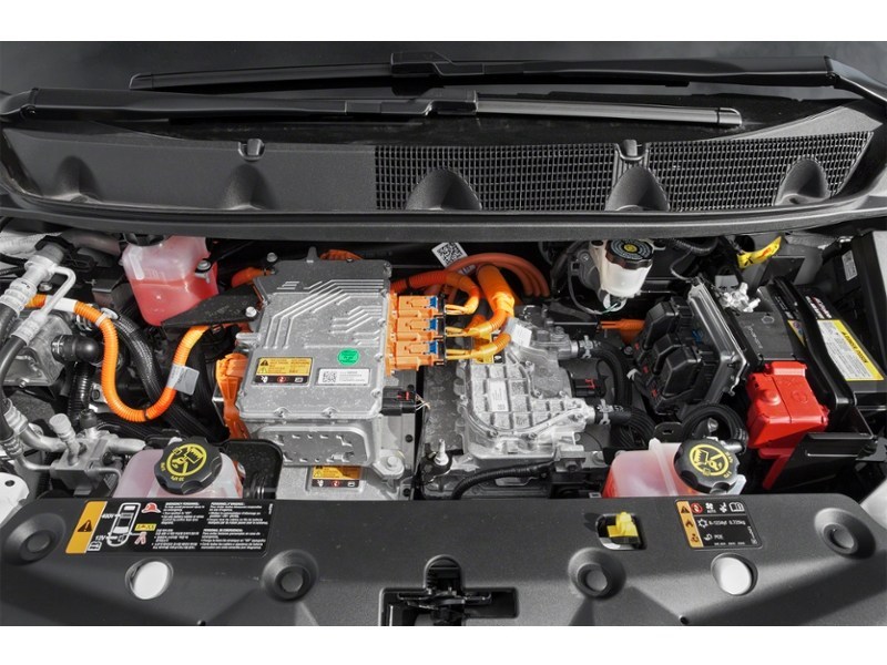 2019 Chevrolet Bolt EV 5dr Wgn LT Exterior Shot 3