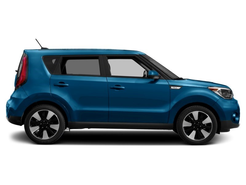 2019 Kia Soul EX Auto Exterior Shot 11
