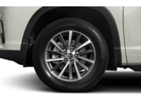 2019 Toyota Highlander AWD XLE Exterior Shot 5