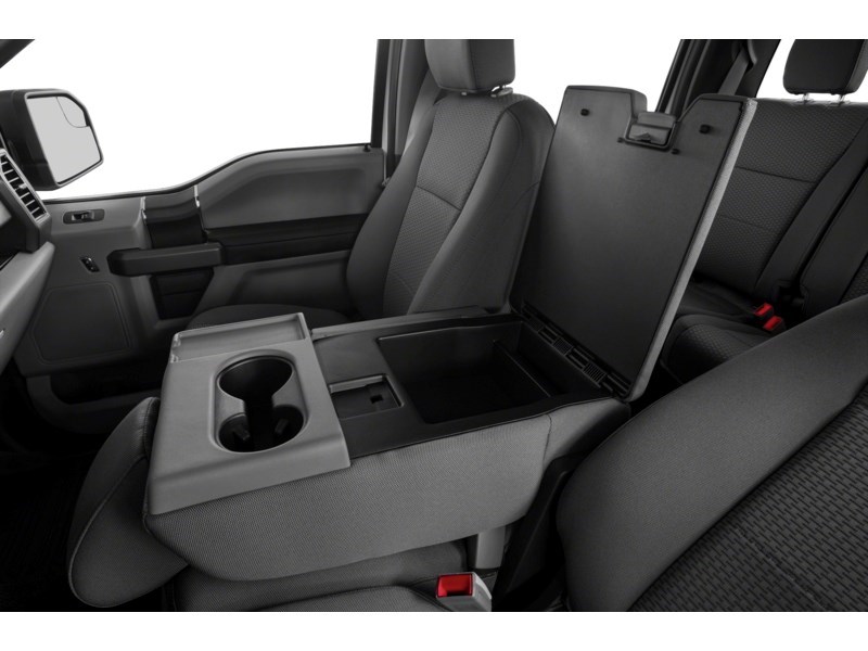 2019 Ford F-150 XLT 4WD SuperCrew 5.5' Box Interior Shot 7